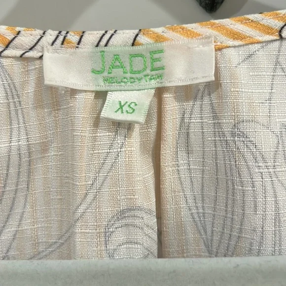 Jade Melody Tam Sleeveless embroidered blouse with tassels XS - Picture 2 of 4